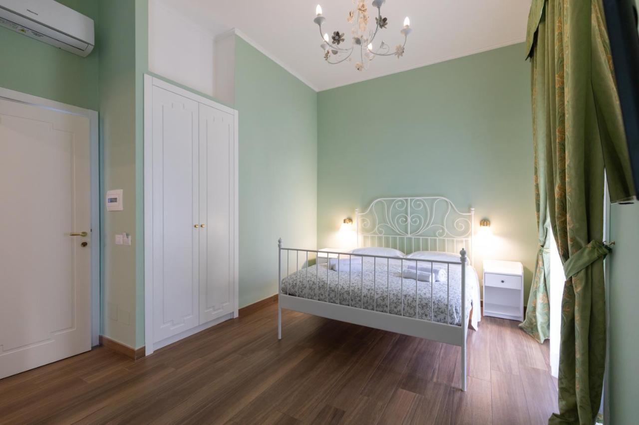 Palazzo Del Principe San Severo 3 Bedrooms & Terrace! نابولي المظهر الخارجي الصورة