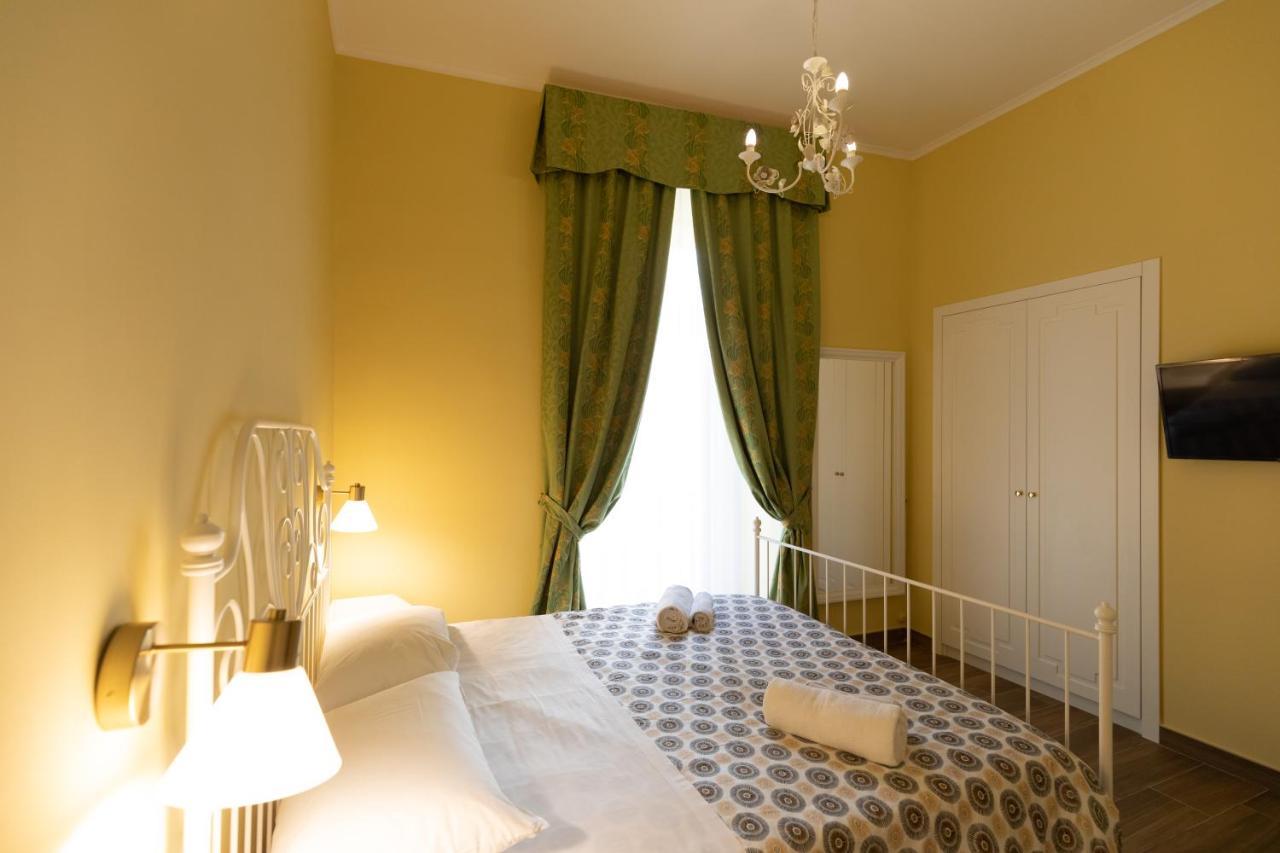 Palazzo Del Principe San Severo 3 Bedrooms & Terrace! نابولي المظهر الخارجي الصورة