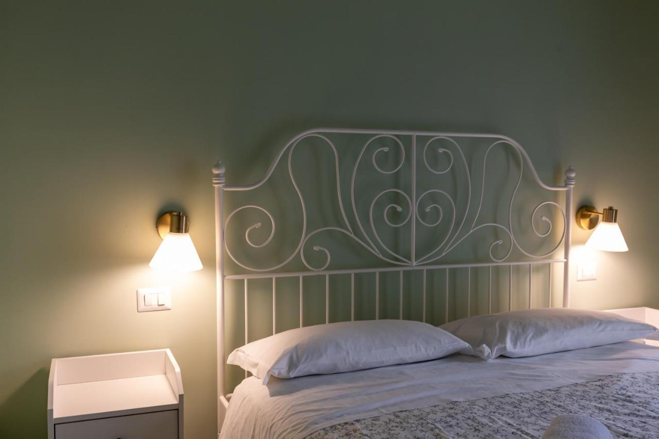 Palazzo Del Principe San Severo 3 Bedrooms & Terrace! نابولي المظهر الخارجي الصورة
